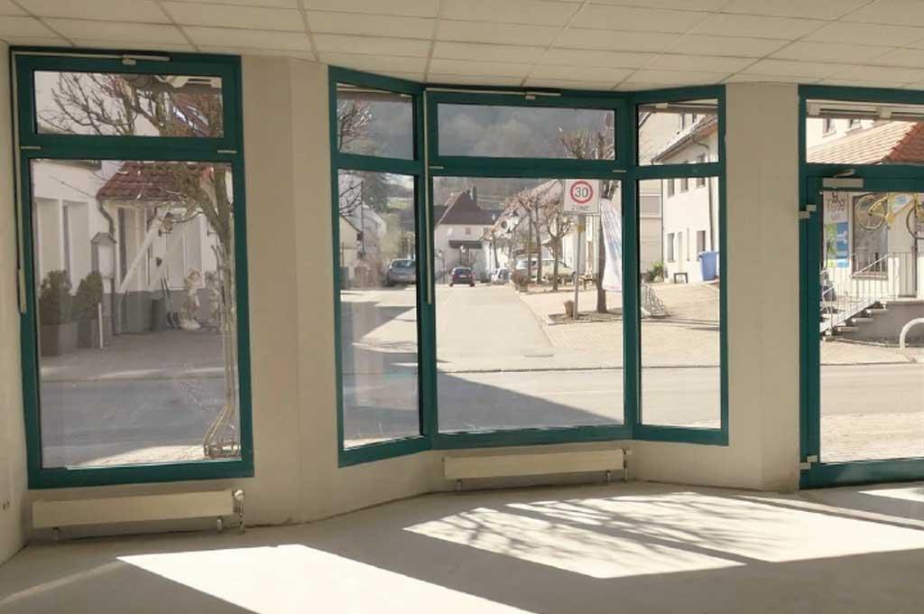 Zahnarztpraxis--im-Erdgeschoss-Schwäbische-Alb.jpg