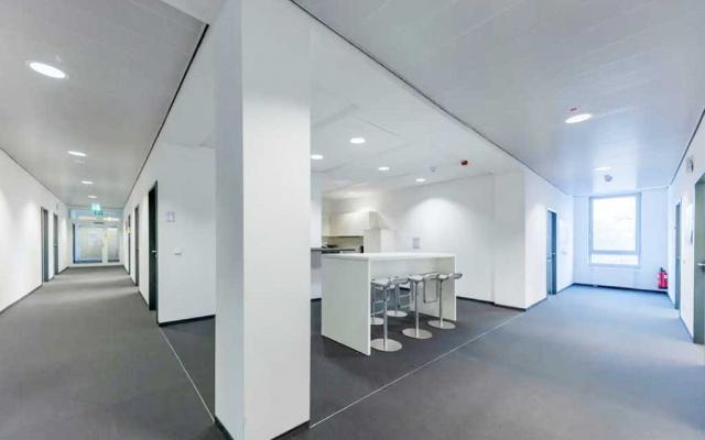 Praxisräumlichkeiten-Eschborn-Frankfurt.jpg